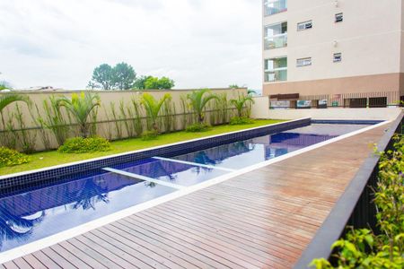 Apartamento à venda com 51m², 2 quartos e 1 vaga Apartamento à venda com 51m², 2 quartos e 1 vagaÁrea comum - Piscina