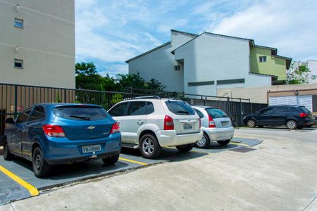 Apartamento à venda com 51m², 2 quartos e 1 vaga Apartamento à venda com 51m², 2 quartos e 1 vagaFachada