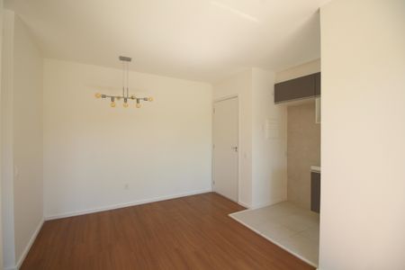 Sala de apartamento à venda com 2 quartos, 83m² em Barra Olímpica, Rio de Janeiro