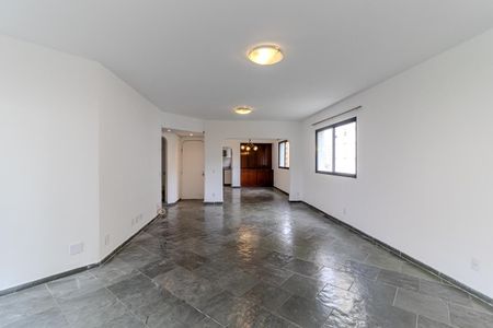 Apartamento para alugar com 170m², 3 quartos e 2 vagasSala