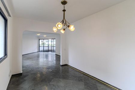 Apartamento para alugar com 170m², 3 quartos e 2 vagasSala
