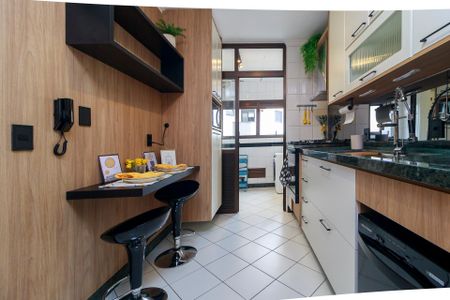 Apartamento para alugar com 86m², 3 quartos e 2 vagasCozinha