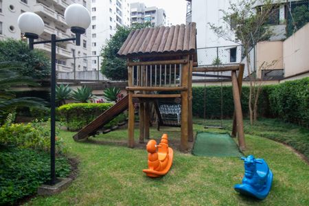 Apartamento para alugar com 86m², 2 quartos e 2 vagasÁrea comum - Playground