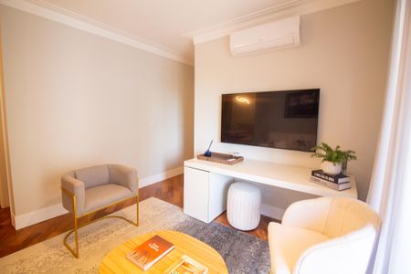 Sala de apartamento para alugar com 2 quartos, 86m² em Cidade Monções, São Paulo