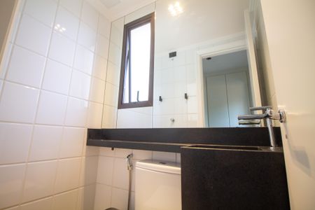 Apartamento para alugar com 86m², 2 quartos e 2 vagasBanheiro de Serviço