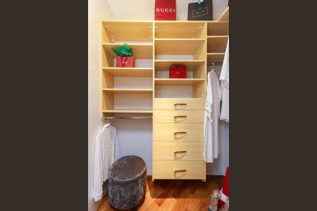 Apartamento para alugar com 86m², 3 quartos e 2 vagasSuíte - Closet