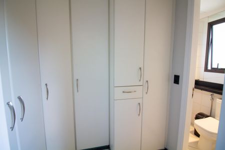 Apartamento para alugar com 86m², 2 quartos e 2 vagasDispensa