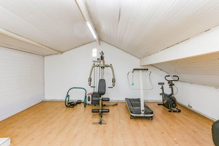 Casa de condomínio à venda com 245m², 4 quartos e 4 vagasTerraço/ Academia