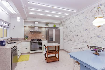 Casa de condomínio à venda com 245m², 4 quartos e 4 vagasCozinha