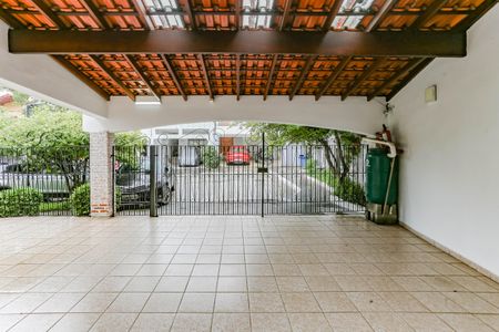 Casa de condomínio à venda com 245m², 4 quartos e 4 vagasGaragem