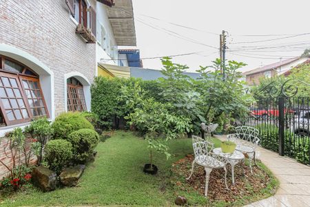 Casa de condomínio à venda com 245m², 4 quartos e 4 vagasJardim