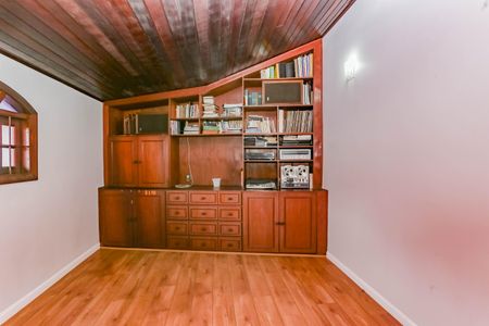 Casa de condomínio à venda com 245m², 4 quartos e 4 vagasQuarto 3