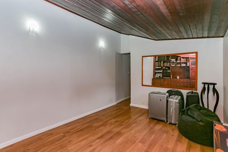 Casa de condomínio à venda com 245m², 4 quartos e 4 vagasQuarto 3