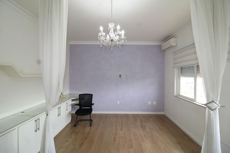 Casa à venda com 292m², 4 quartos e 4 vagasQuarto 2