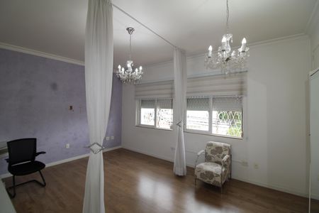 Casa à venda com 292m², 4 quartos e 4 vagasQuarto 2