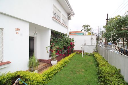 Casa à venda com 292m², 4 quartos e 4 vagasQuintal