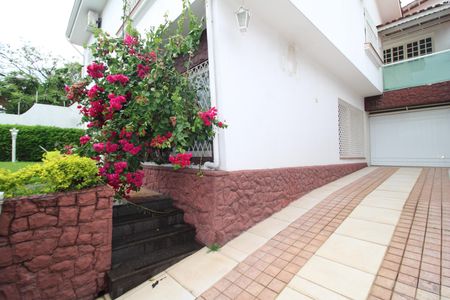 Casa à venda com 292m², 4 quartos e 4 vagasGaragem