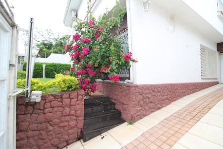 Casa à venda com 292m², 4 quartos e 4 vagasGaragem