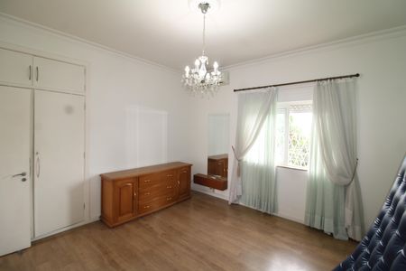 Casa à venda com 292m², 4 quartos e 4 vagasQuarto 1