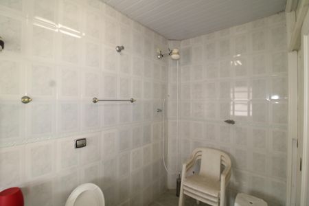 Casa à venda com 292m², 4 quartos e 4 vagasQuarto 4 - Banheiro