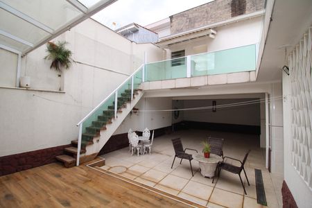 Casa à venda com 292m², 4 quartos e 4 vagasÁrea de Serviço