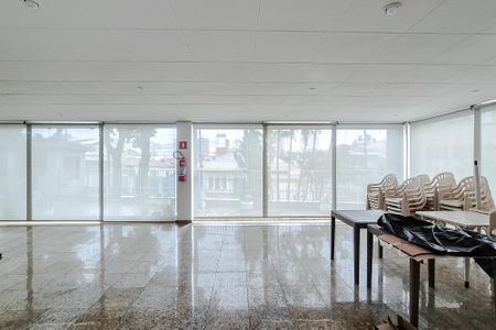 Apartamento para alugar com 74m², 3 quartos e 1 vagaÁrea comum - Salão de festas