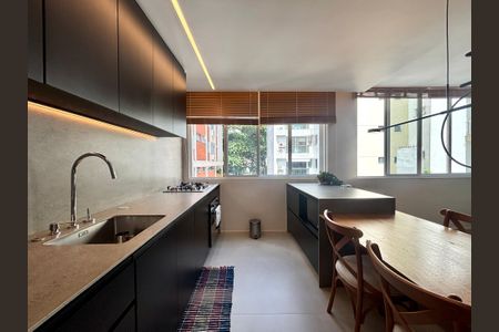 Apartamento para alugar com 70m², 2 quartos e 1 vaga Apartamento para alugar com 70m², 2 quartos e 1 vagaCozinha americana