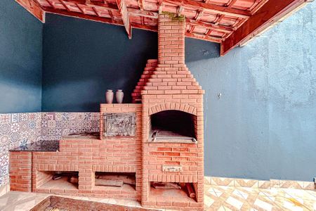 Casa à venda com 150m², 3 quartos e 2 vagasChurrasqueira