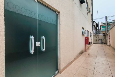 Apartamento para alugar com 43m², 2 quartos e sem vagaÁrea comum - Salão de festas