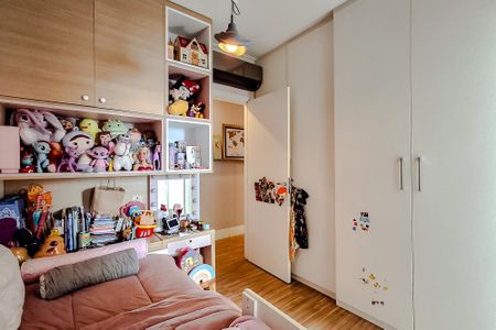 Apartamento à venda com 111m², 3 quartos e 2 vagasQuarto 2 - Suíte