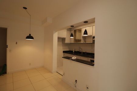 Sala de apartamento para alugar com 2 quartos, 52m² em Vila Rami, Jundiaí