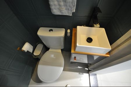 Casa de condomínio à venda com 73m², 2 quartos e 1 vagaLavabo