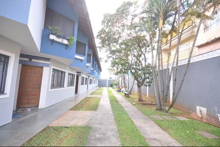 Casa de condomínio à venda com 73m², 2 quartos e 1 vagaÁrea comum