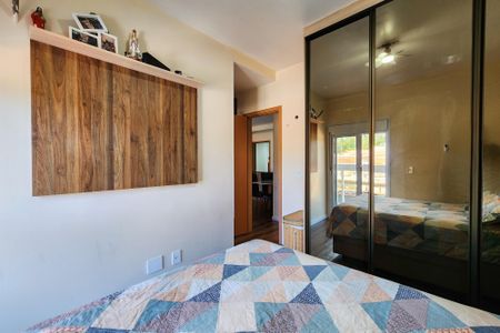 Apartamento à venda com 65m², 2 quartos e 2 vagasSuíte 