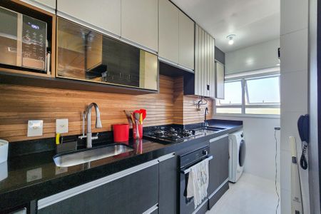 Apartamento à venda com 65m², 2 quartos e 2 vagasCozinha 