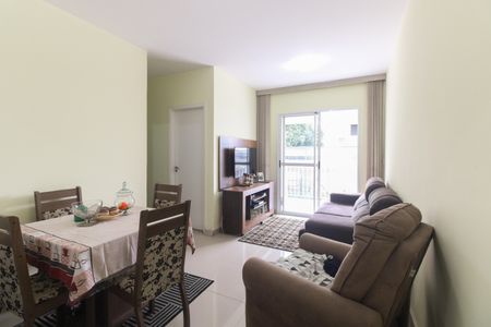 Sala  de apartamento à venda com 3 quartos, 67m² em Vila Carrão, São Paulo