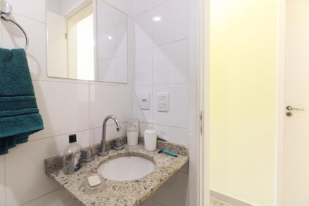 Apartamento à venda com 67m², 3 quartos e 1 vagaBanheiro Social 