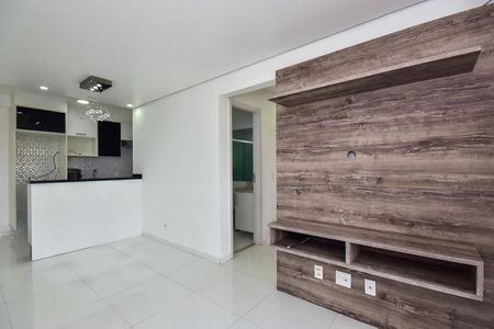 Sala de apartamento para alugar com 3 quartos, 76m² em Jardim Parque Morumbi, São Paulo