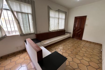 Casa de condomínio à venda com 204m², 3 quartos e 1 vagaSala