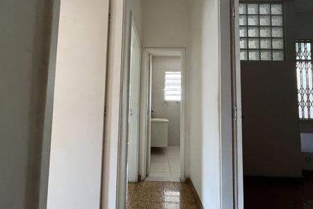 Casa de condomínio à venda com 204m², 3 quartos e 1 vagaCorredor