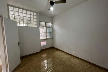 Casa de condomínio à venda com 204m², 3 quartos e 1 vagaQuarto 2
