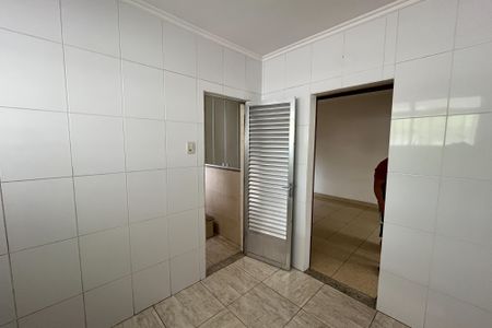 Casa de condomínio à venda com 204m², 3 quartos e 1 vagaCozinha