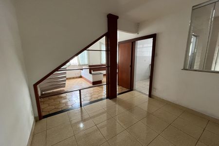 Casa de condomínio à venda com 204m², 3 quartos e 1 vagaCopa