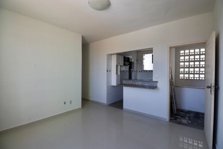 Sala de apartamento para alugar com 2 quartos, 66m² em Amaralina, Salvador