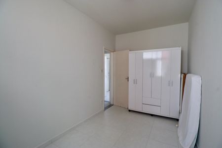 Quarto 2  de apartamento para alugar com 2 quartos, 66m² em Amaralina, Salvador