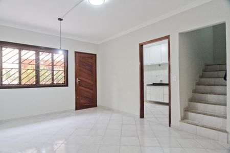 Sala de casa de condomínio à venda com 2 quartos, 89m² em Parque Sao Domingos, São Paulo