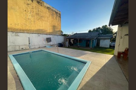 Casa à venda com 92m², 2 quartos e sem vagaPiscina