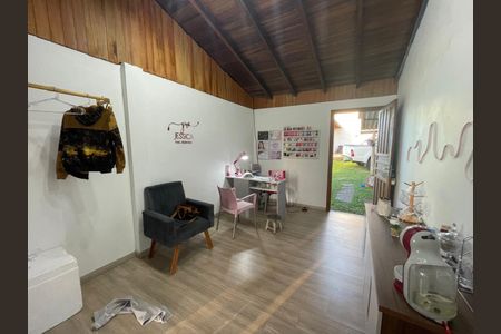 Casa à venda com 92m², 2 quartos e sem vagaSala de Trabalho