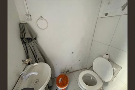 Casa à venda com 92m², 2 quartos e sem vagaBanheiro 2