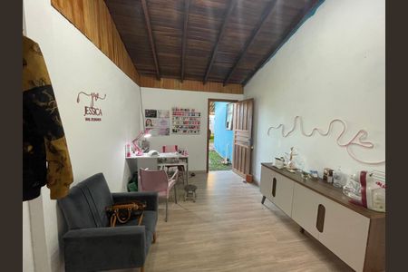 Casa à venda com 92m², 2 quartos e sem vagaSala de Trabalho